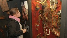 Návštěvníci výstavy Šangri-la v Olomouci mají možnost vidět desítky předmětů z