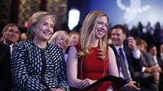 Hillary Clintonová a její dcera Chelsea (25. záí 2013)