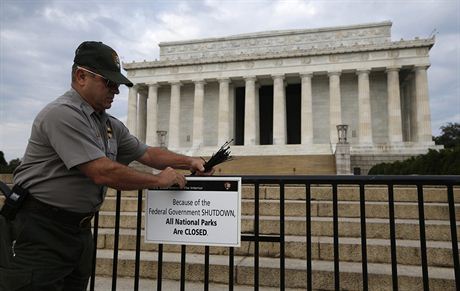 Lincolnv památník ve Washingtonu se pipravuje na uzavení kvli politické...