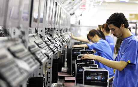 Foxconn psobící i v esku chce v Indii vystavt nové továrny na iPhony (ilustraní foto)