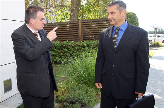 Pavel Kočica (vpravo) v ŘSD dlouho nepobyl. Do úřadu nastupoval loni v říjnu.
