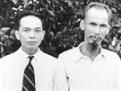 Vietnamský vdce Ho i Min (vpravo) a generál Giap na snímku z roku 1950.
