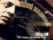 Zábr z videa Msto podvod Praha