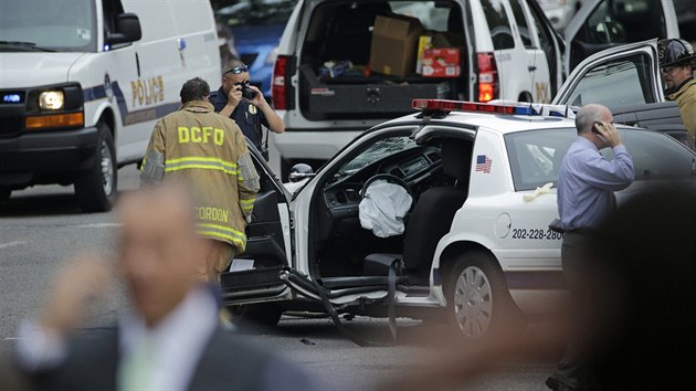 Podle svdk stelb pedchzela automobilov honika s polici (3. z)