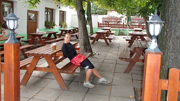 Hospoda U Holek je ozdobou vbhu kolem Ladronky a v oboe Hvzda.