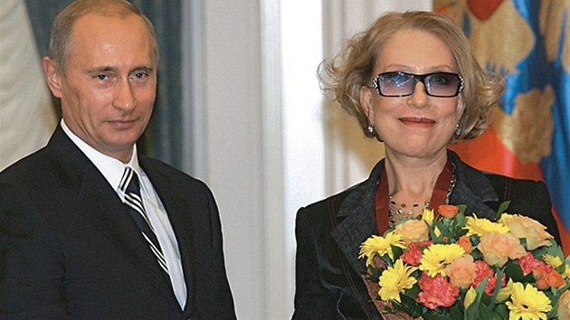 Inna urikovov je znmou osobnost. Pijal ji jak prezident Vladimir Putin, tak jeho pedchdce Boris Jelcin. Snmek pochz z roku 2007.