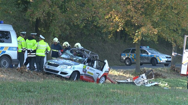 Rallye Píbram ukonila tragédie. Zahynul spolujezdec Jan Jinderle