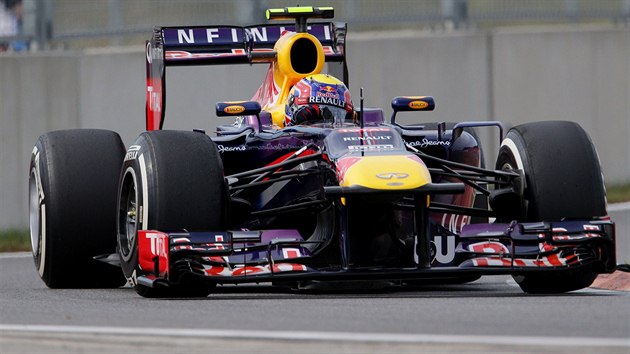 Mark Webber  ze stje Red Bull v kvalifikaci Velk ceny Koreje.