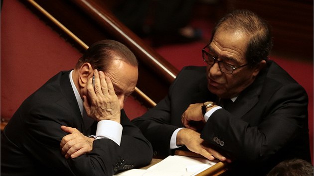 Silvio Berlusconi v sentu s premirem Enrico Lettem. 