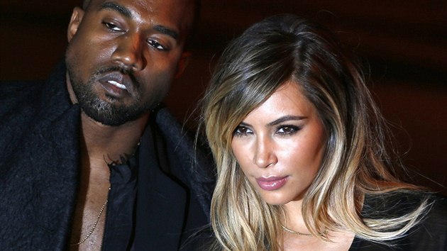 Kanye West a Kim Kardashianová (29. září 2013)