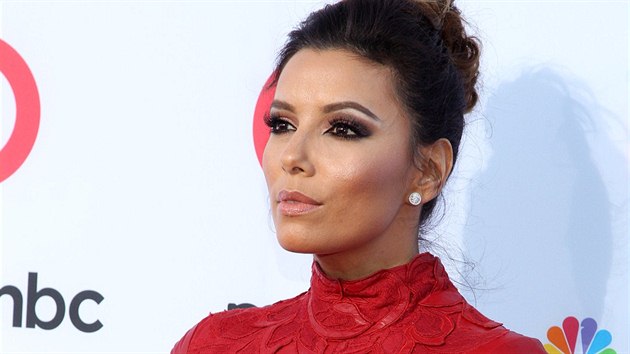 Eva Longoria (27. z 2013)