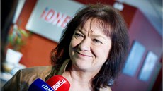 Marta Semelová (KSM) pi rozhovoru pro iDNES.cz (7. íjna 2013)