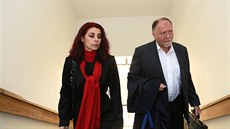 Kateřina Pancová k soudu dorazila se svým advokátem Tomášem Sokolem