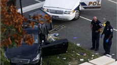 Washingtontí policisté obhlíejí automobil Miriam Careyové, kterou zastelili