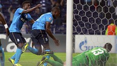 A MَE SE JÍT SLAVIT. Jackson Martinez z Porta (uprosted) práv pekonal