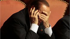 Silvio Berlusconi v senátu. 