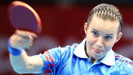eská stolní tenistka Iveta Vacenovská (na snímku) porazila Thajku Nanthan