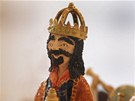 Výroba betlému zaala temi krály...a nyní ítá na devt stovek figurek.