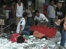 Snímek z televizního vysílání krátce po zemtesení, které zasáhlo filipínský...