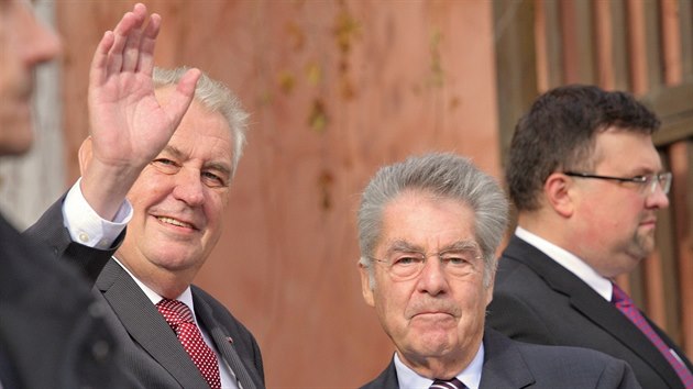 V eskm Krumlov se seli prezidenti eska a Rakouska Milo Zeman a Heinz Fischer.