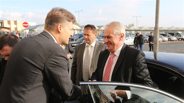 Prezidentská kancelá� potvrdila listopadový termín, kdy do Olomouckého kraje p�ijede na náv�t�vu prezident Milo� Zeman. (ilustra�ní snímek)