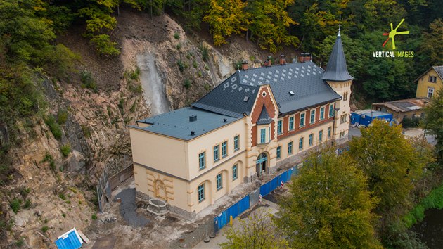 Oprava domu Stallburg zaala v Kyselce v prosinci minulho roku. Pechzelo j zabezpeen svahu za domem, kter stlo 4 miliony korun.