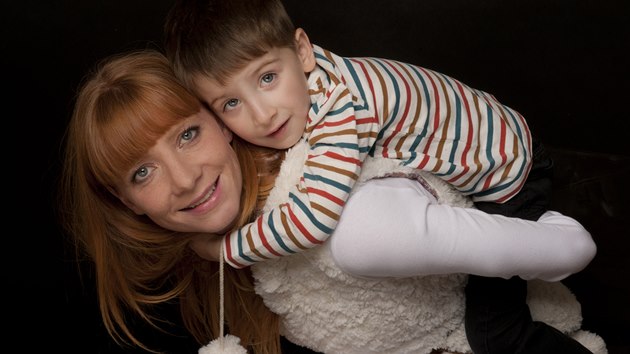 Radana Labajov se synem Teodorem (2013)