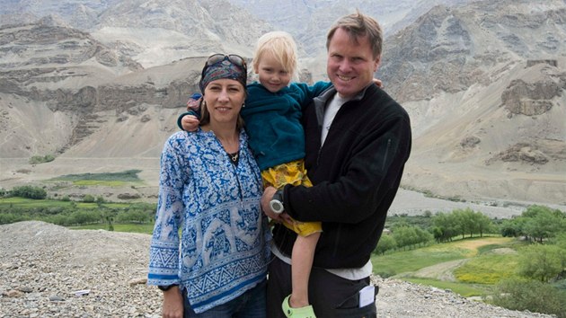 Kateřina Jacques a Martin Bursík s dcerou Noemi v Himálaji