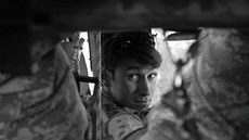 Kapitán William Swenson bhem sluby v afghánské provincii Kunar