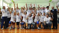 Tým PVK Olymp Praha se raduje z vítezství ve finále volejbalové ligy �en proti...