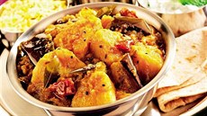 Bramborové curry s lilkem