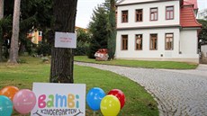 B�hem t�í m�síc� jsem d�m p�evá�n� svépomocí kompletn� zrekonstruovala.