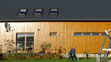 P�dorys d�evostavby je 18 × 7 metr�, zastav�ná plocha 126 metr� �tvere�ních. 