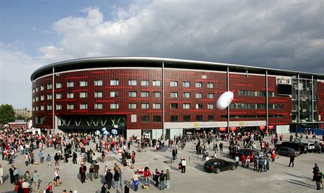 Fotbalová Slavia by u brzy mohla hrát na vlastním stadionu.