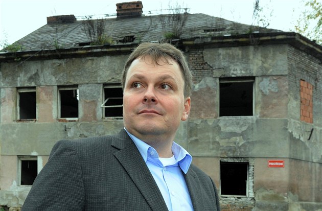Radim Hole�ek je�t� jako politik ODS v roce 2013 v ústeckých P�edlicích.
