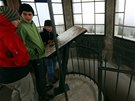 Replika historick� rozhledny z roku 1817 na vrcholu kru�nohorsk�ho Kl�novce je...