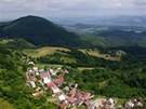 Vratské Podhradie, údolí Váhu a Stráovské vrchy