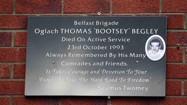 Thomas Begley m v Belfastu od nedle pamtn desku(20. jna)