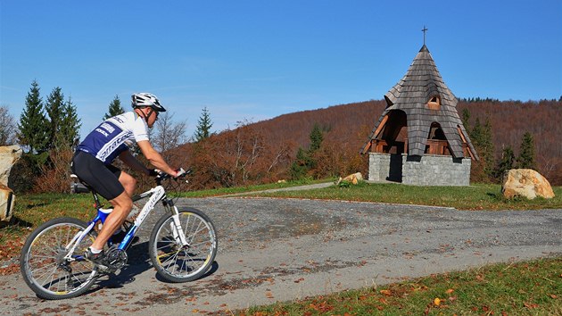 Tnsk Slezsko nabz mnoho cyklistickch tras rzn nronosti.