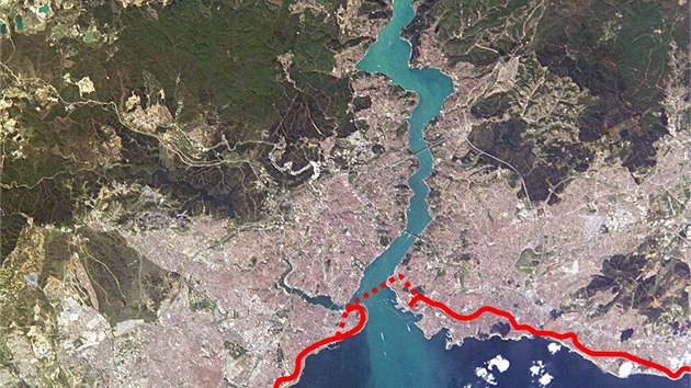 Podmosk eleznin tunel pod Bosporskou inou, kter spojuje asijskou a evropskou st Istanbulu, je soust vtho projektu s nzvem Marmaray.
