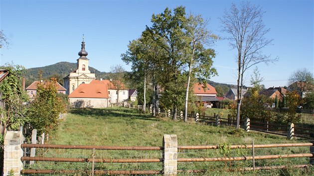 Dokonen oplocen bvalho kostelnho lnu