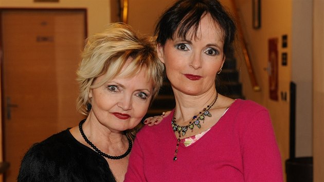 Eva Hrukov a jej sestra Jana Yngland