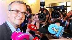 Miroslav Kalousek pichází do volebního tábu TOP 09. (26. íjna 2013)