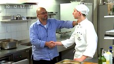 Tak vzorn zavakuované maso u jsem dlouho nevidl, gratuluje Pohlreich kuchai.