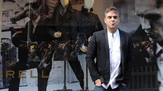 Robbie Williams se svou módou neuspl.