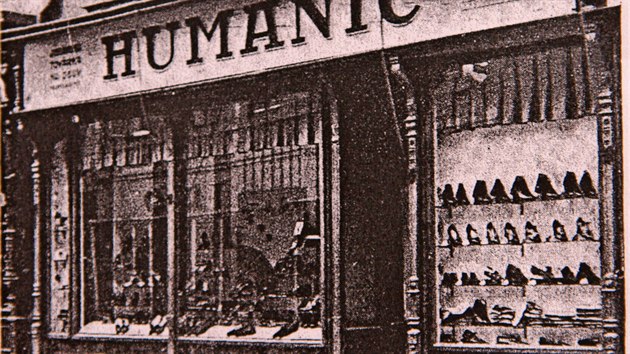 Obchod s obuví Humanic, vyráběnou v Jihlavě na místě dnešního City Parku, sídlil v dnešní Benešově ulici.