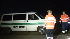 Policisté a hasii zasahovali pi poáru v áblickém háji na Praze 8, kde...