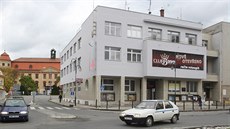 Funkcionalistická chlouba Hole�ova je po oprav�. Její prostory si pronajímá...