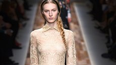 Zimní kolekce Valentino se celá nese v duchu obrazu Dívka s perlou od vlámského...