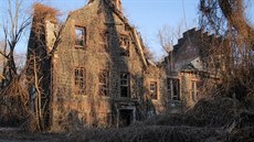 V New Yorku v obvodu Staten Island stojí komplex dvaceti budov. V�echny stavby...